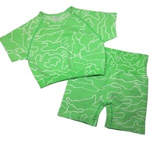 Activewear Set Neon Green Camo Crop Top‎ Shorts Abstract Seamless Medium Artsy